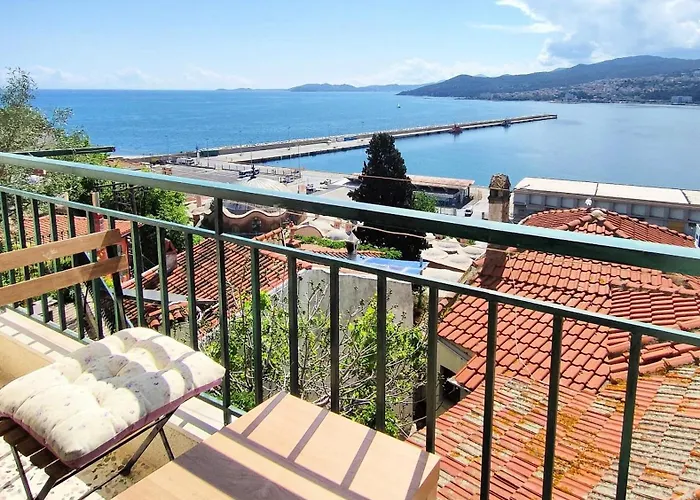 Apartment Old Town Sea View *