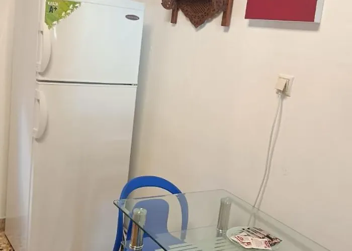 Old Town Sea View Apartment